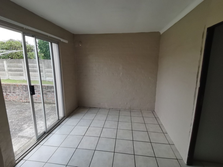 To Let 1 Bedroom Property for Rent in Kabega Park Eastern Cape